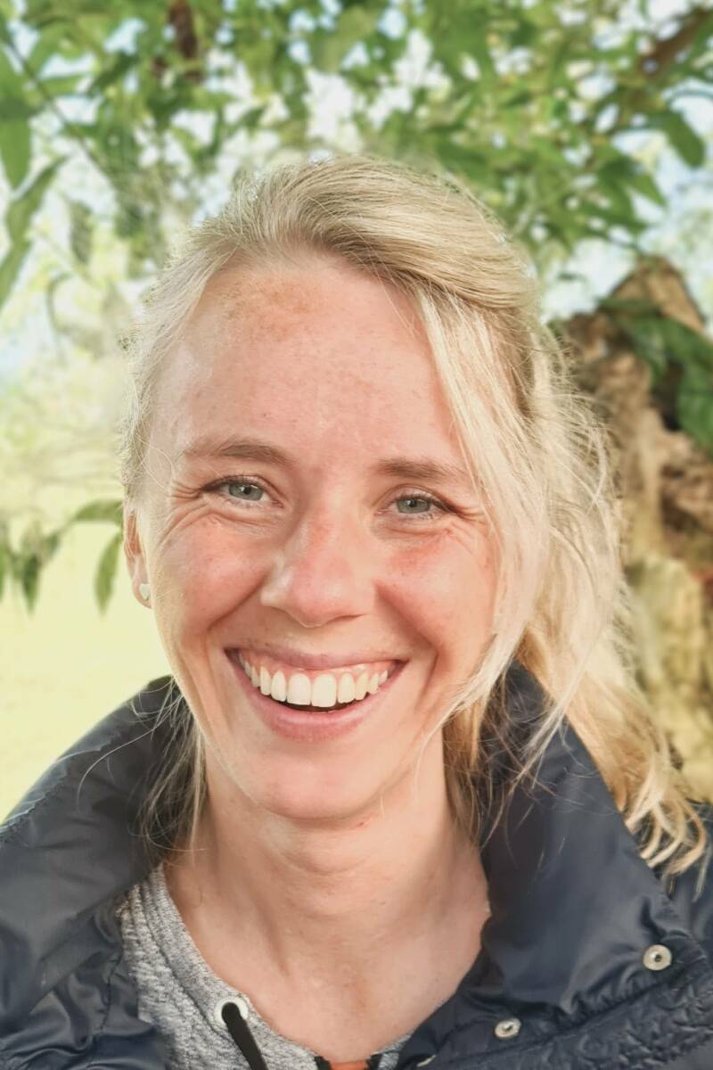 Julia Anner